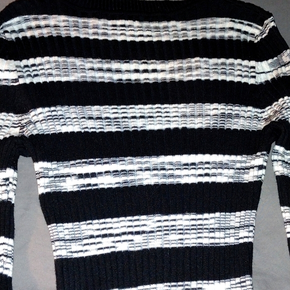 Pink Republic Long Sleeve Striped Top - Picture 5 of 5